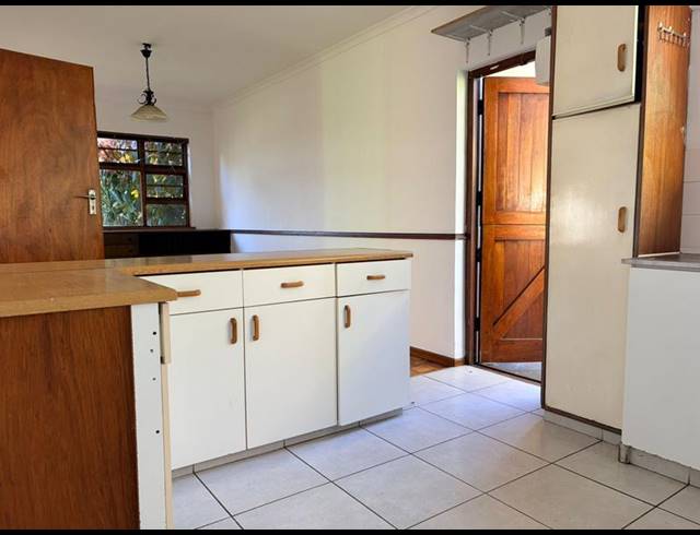3 BEDROOM PROPERTY TO RENT IN TABLE VIEW